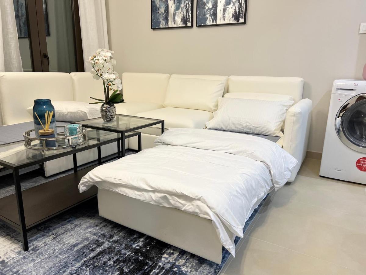 Stylish Apartment With A Jacuzzi マスカット エクステリア 写真